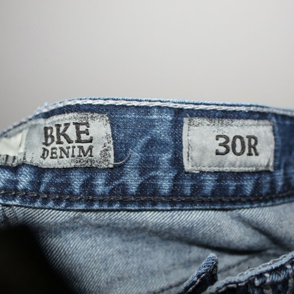 BKE The Buckle Aiden Distressed Jeans HW5674 - Picture 5 of 8